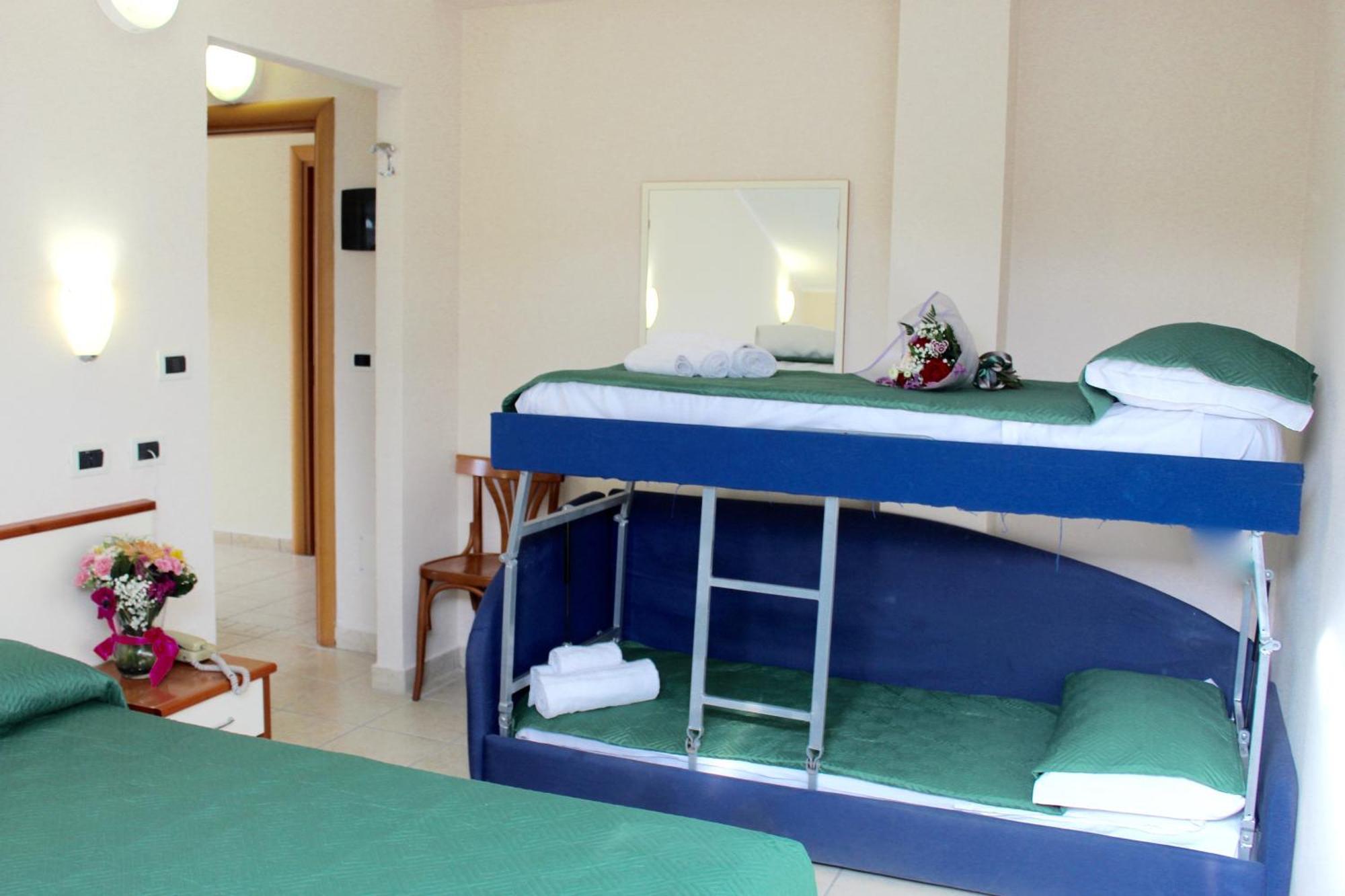 Blue Loft Hotel Cesenatico Exterior foto
