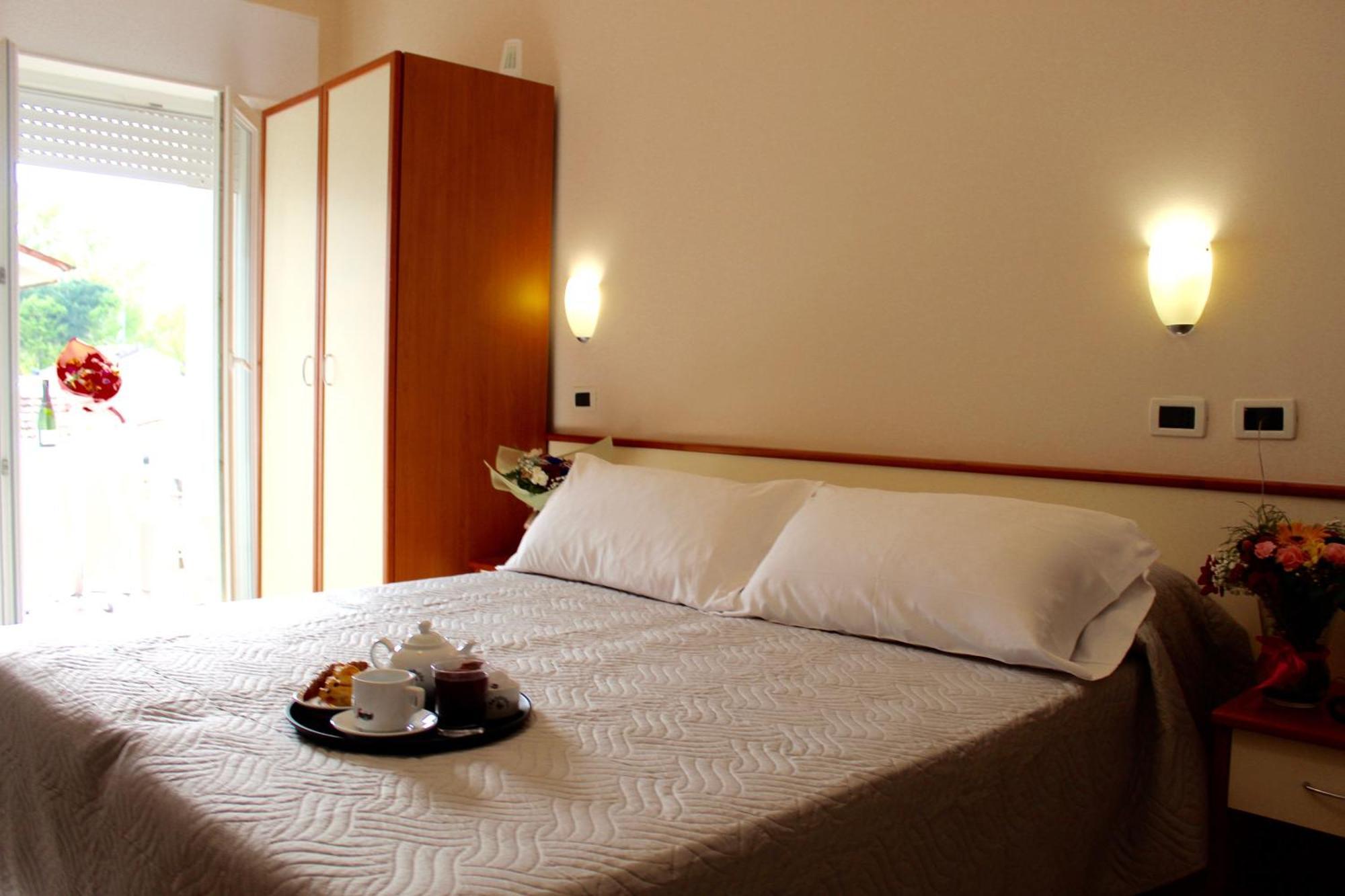 Blue Loft Hotel Cesenatico Exterior foto