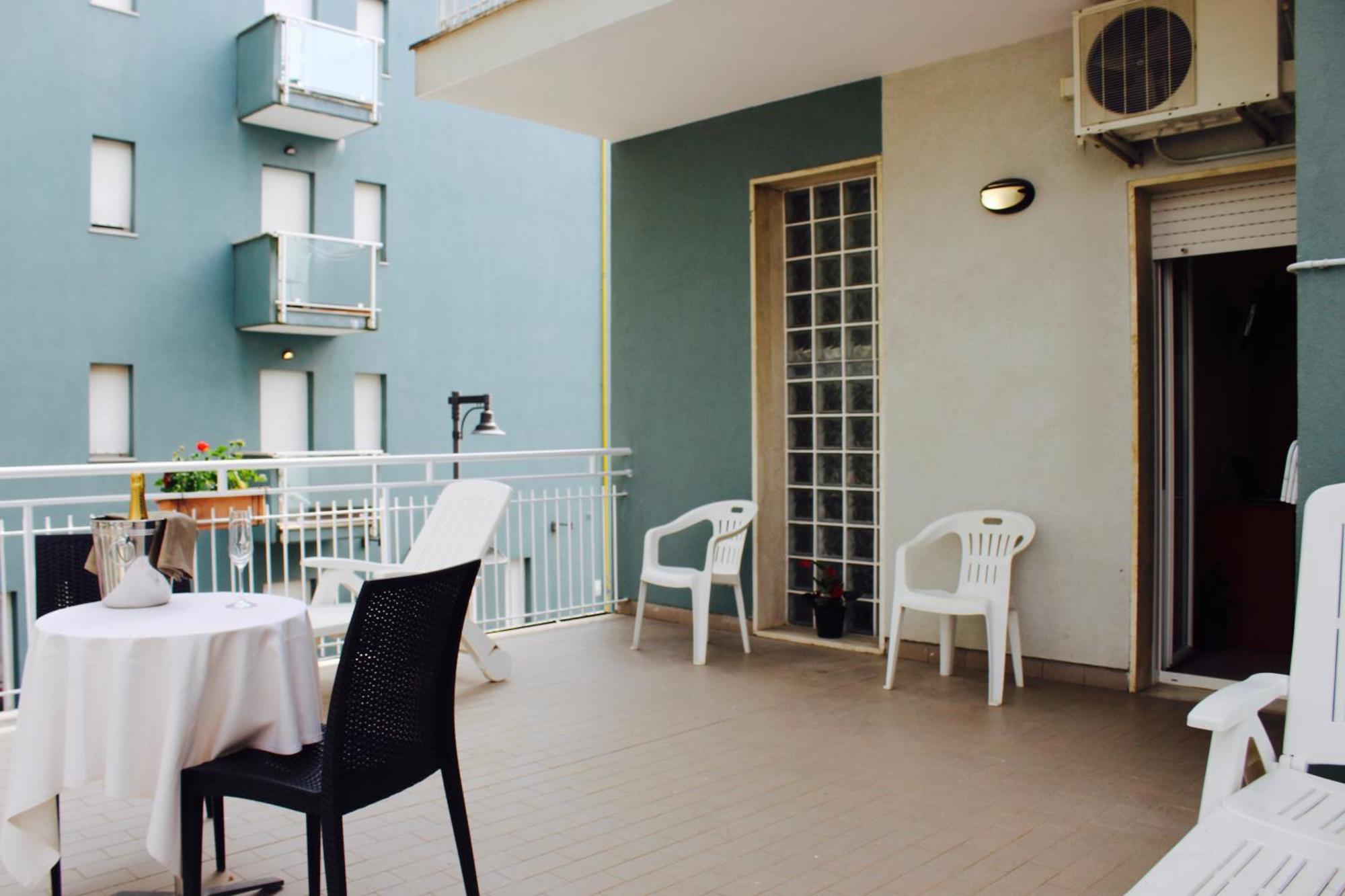 Blue Loft Hotel Cesenatico Exterior foto